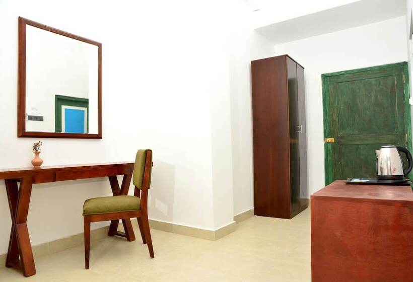 اتاق لوکس با چشم‌انداز دریا, Green Ayurvedic Beach Resort