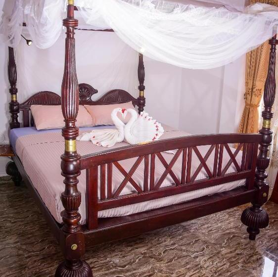 اتاق لوکس, Channa Villa & Tours