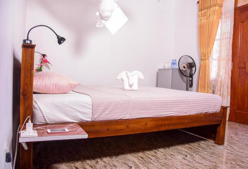 اتاق لوکس با چشم‌انداز دریا, Channa Villa & Tours