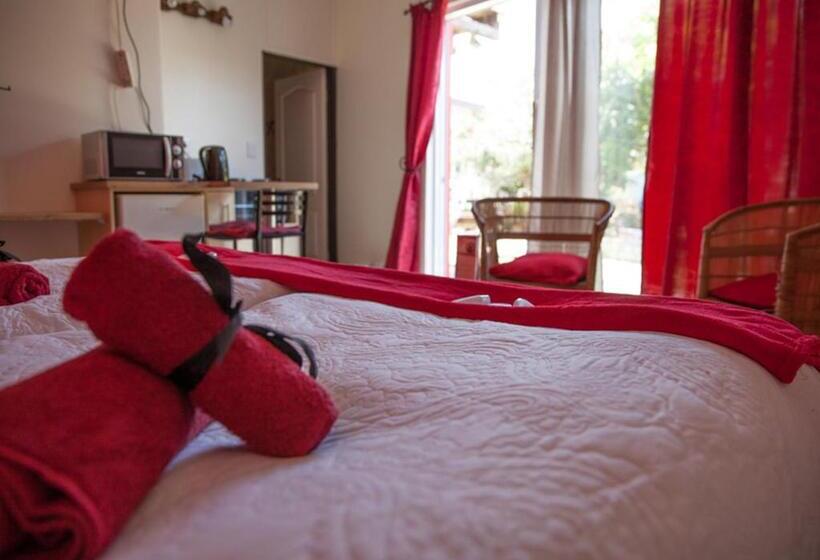 اتاق استاندارد, Stay Cleverly Self Catering Apartments