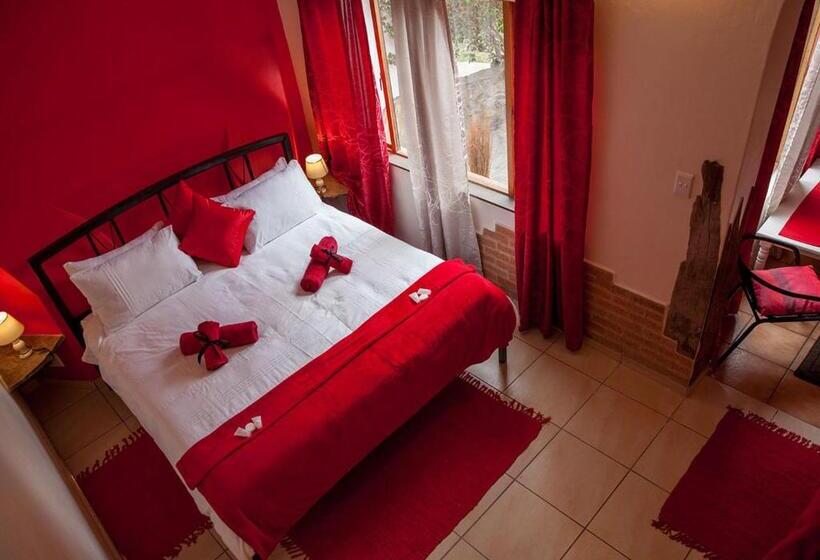 اتاق خانوادگی, Stay Cleverly Self Catering Apartments