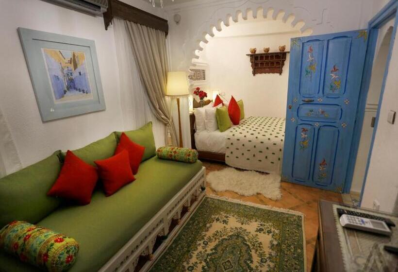 标准间, Riad Cherifa