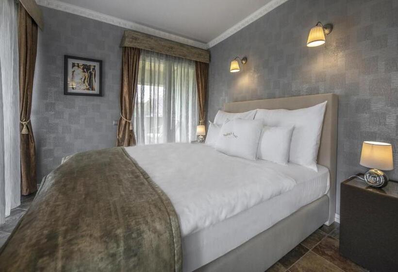 سوییت سوپریور, Erla Villa