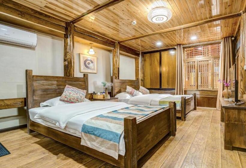 سوییت با چشم‌انداز باغ, Dream Bay
