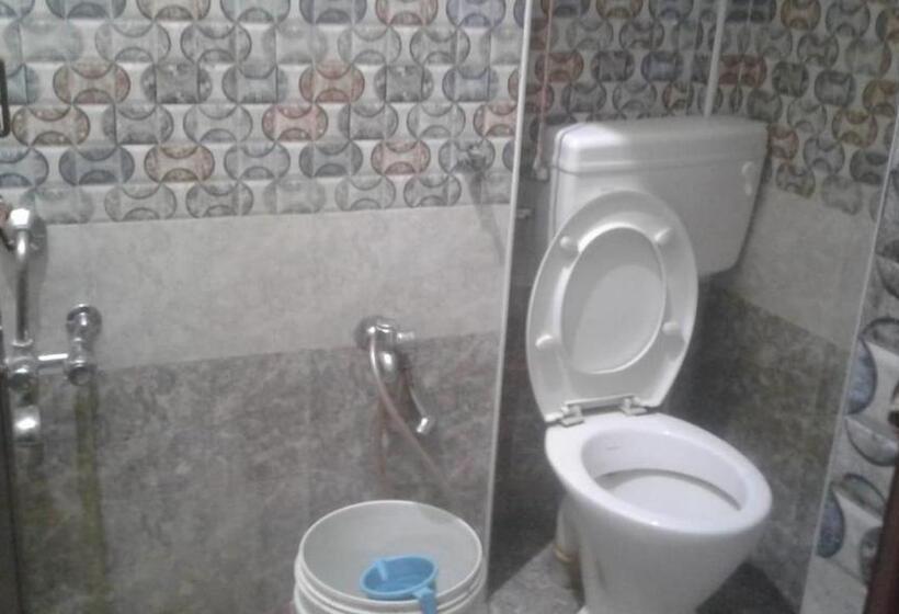 اتاق استاندارد, Xavier Guest House