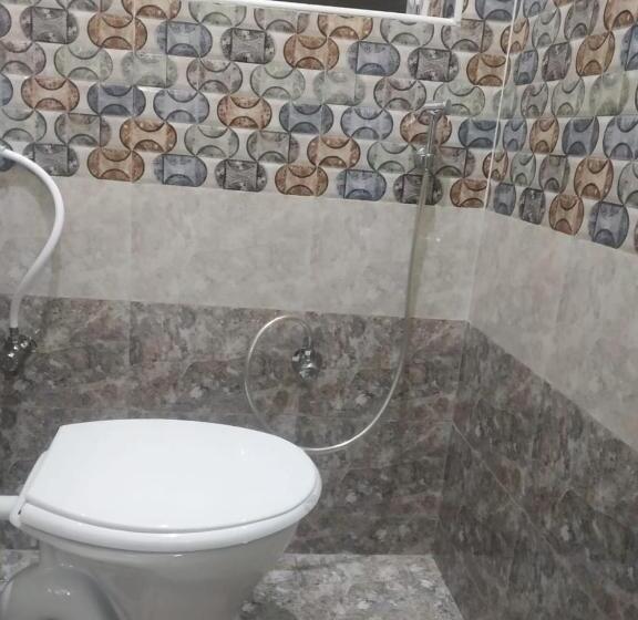 اتاق عادی, Xavier Guest House