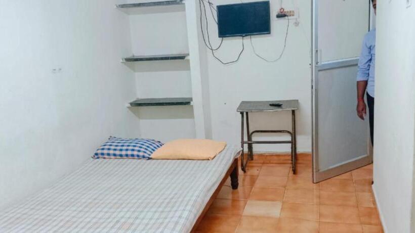Economy Triple Room, Xavier Guest House