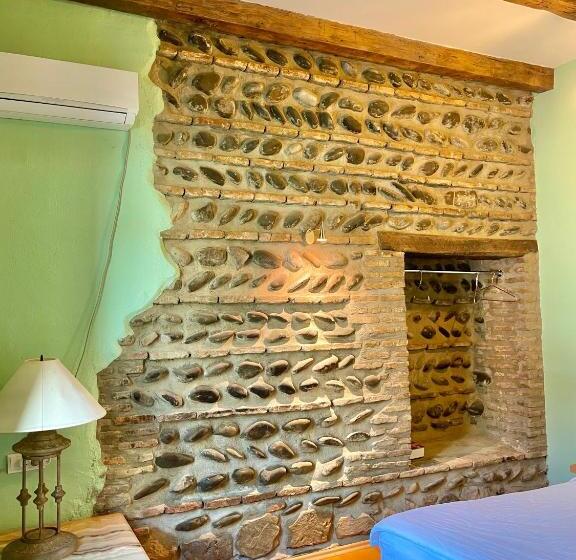 اتاق لوکس با تخت بزرگ, Guest House Savane