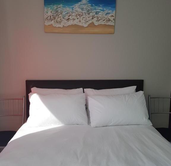 اتاق استاندارد با بالکن, Tyday Accommodation