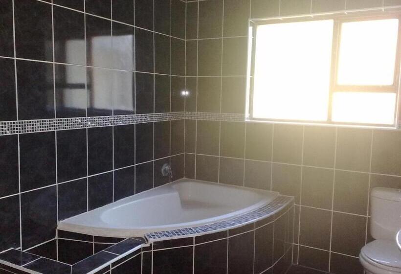 اتاق لوکس چهار تخته, Tyday Accommodation