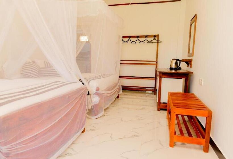 Economy Triple Room, Samiru Guest Inn Ella