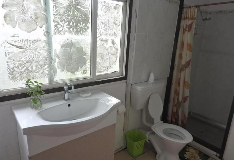 اتاق استاندارد سه نفره, Olivias Accommodation