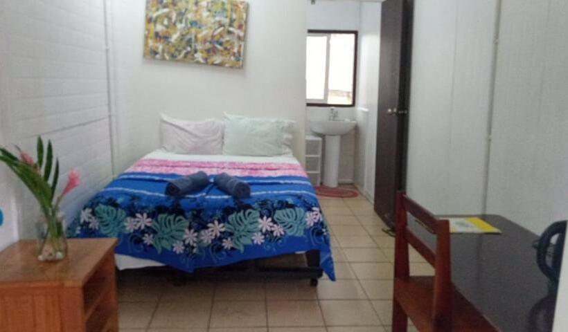 اتاق استاندارد, Olivias Accommodation