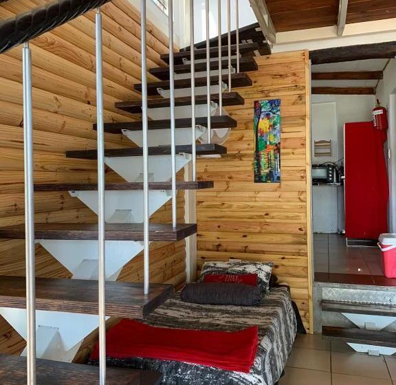 بنگله خانوادگی, Serenity Guesthouse