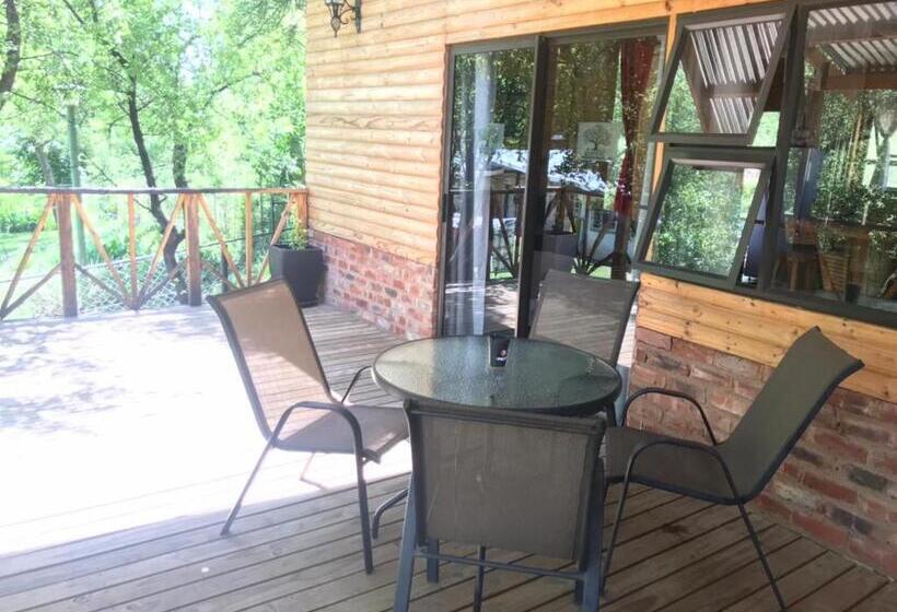 کلبه ییلاقی, Serenity Guesthouse