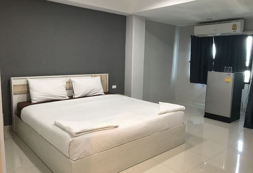 استودیوی سوپریور, Ploen Ploen Residence