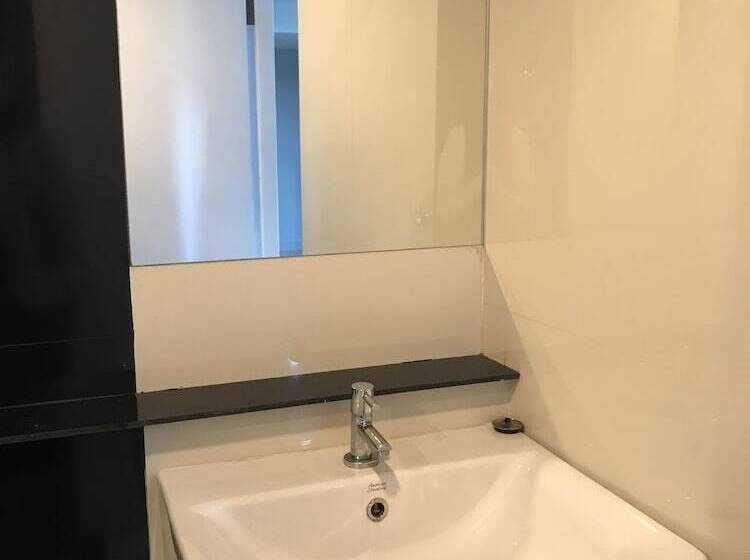 استودیوی لوکس, Ploen Ploen Residence