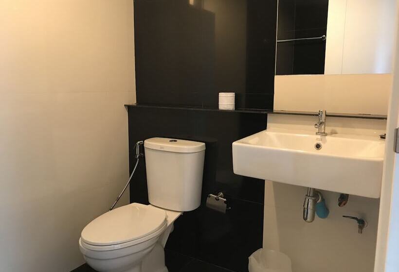 استودیوی لوکس, Ploen Ploen Residence
