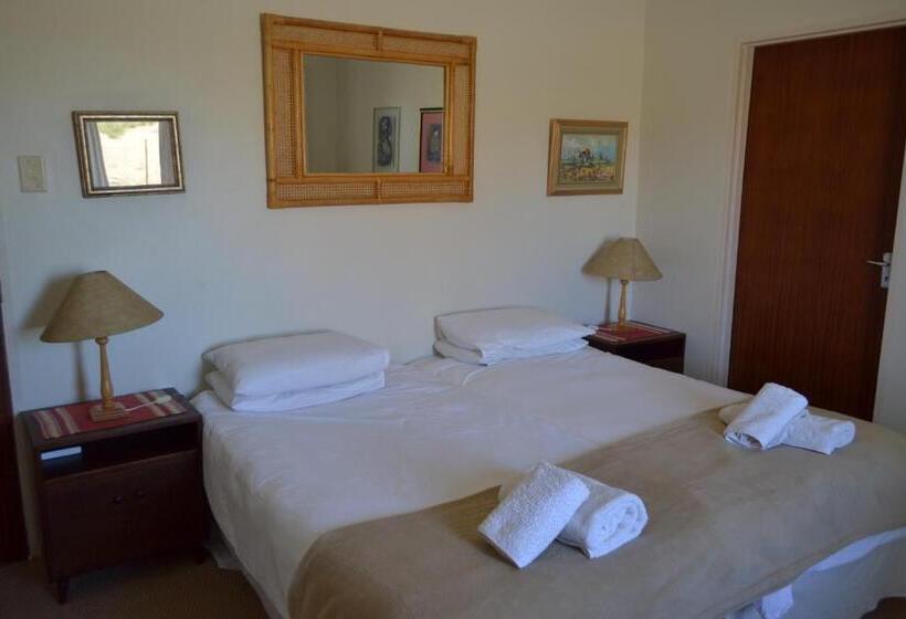 اتاق استاندارد, Savanna Guest Farm