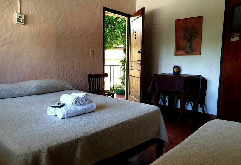 سوییت, Apart Hotel Sahara