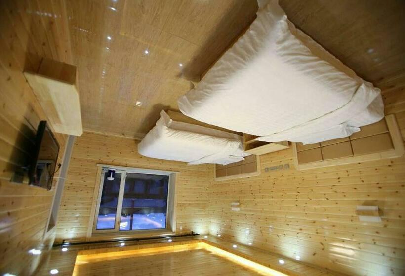 اتاق استاندارد, Jinguan Renjia Farm Stay