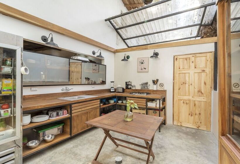 اتاق استاندارد, Believe Surf & Yoga Lodge Santa Teresa