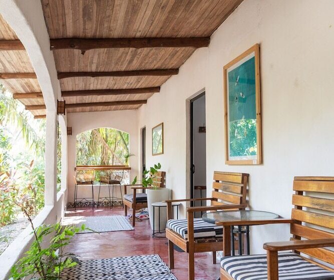 اتاق استاندارد سه نفره, Believe Surf & Yoga Lodge Santa Teresa