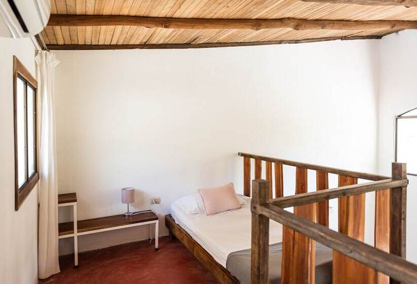 اتاق استاندارد, Believe Surf & Yoga Lodge Santa Teresa