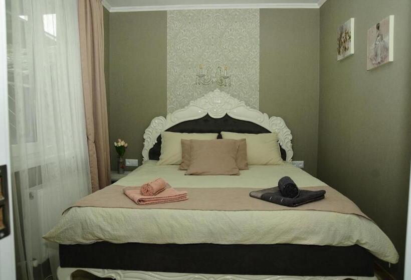 اتاق استاندارد, Erik's Guest House