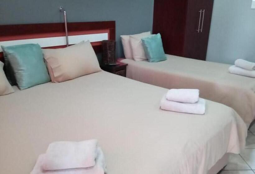 غرفة أساسية ثلاثية, Grand Central Guesthouse