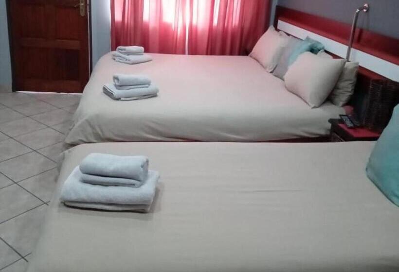 غرفة أساسية ثلاثية, Grand Central Guesthouse