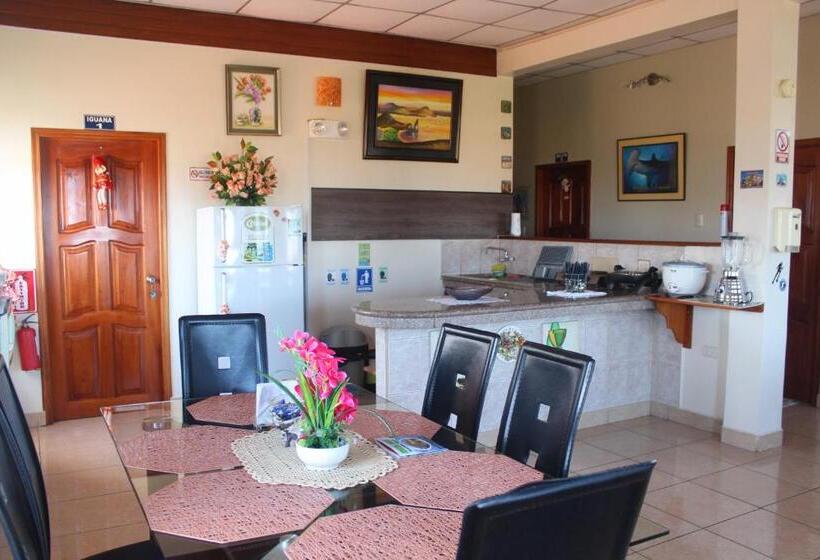 آپارتمان 3 خوابه, Hostal Romy