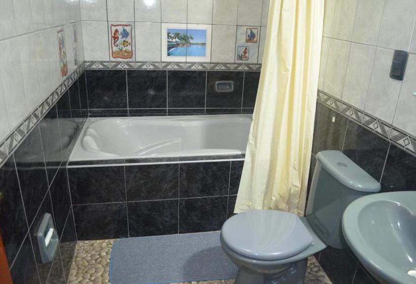 اتاق راحتی سه تخته, Pacha Confort
