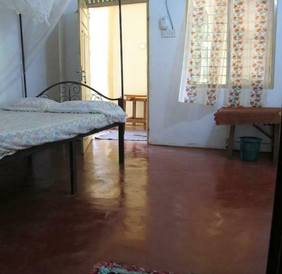 اتاق اکونومی, Gopalapuram Guest House