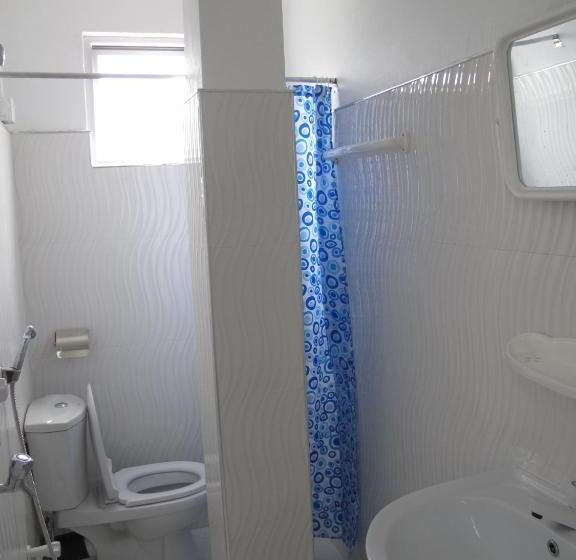 اتاق سوپریور سه تخته, Gopalapuram Guest House