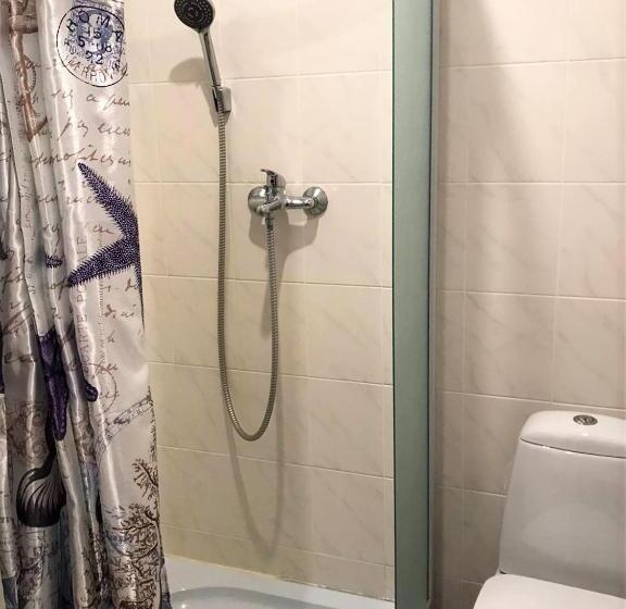 اتاق خانوادگی, Guest House Eco Home