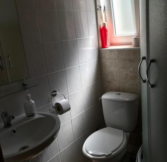 اتاق راحتی سه تخته, Guest House Eco Home