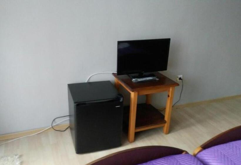 اتاق استاندارد با بالکن, Guest House Raffe