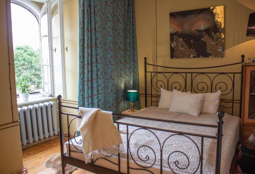اتاق استاندارد سه نفره, Roberta Hercberga Apartamenti