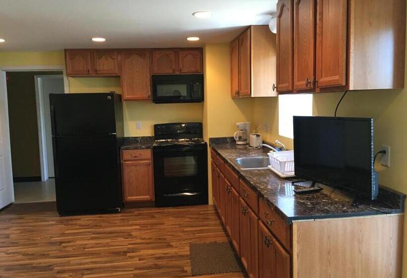 آپارتمان 1 خوابه با بالکن, Beach Fantasy Apartment Suites