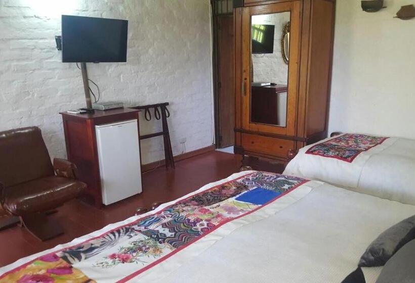 اتاق استاندارد سه نفره, Finca Hotel La Negrita
