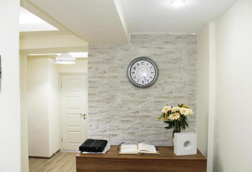 اتاق استاندارد چهار تخته, 5th Floor Guest House Yerevan