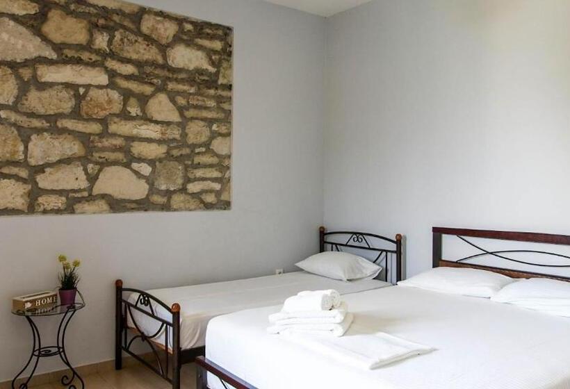 استودیوی استاندارد با چشم‌انداز دریا, Guest House Suga 1