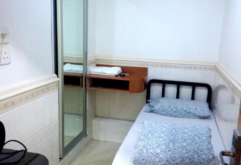 اتاق استاندارد یک نفره, K&b Hostel