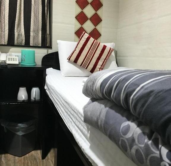 اتاق استاندارد یک نفره, Prestige Guesthouse