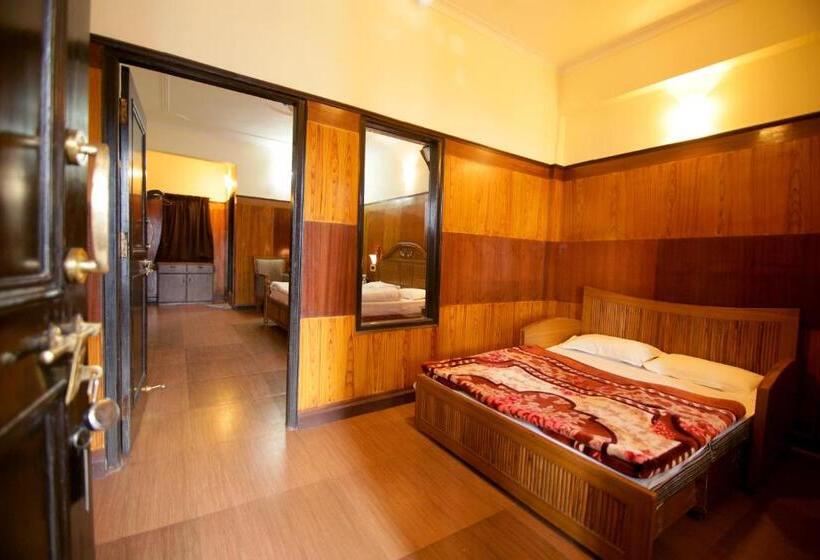 Номер Deluxe, Ashoka Naini Chalet