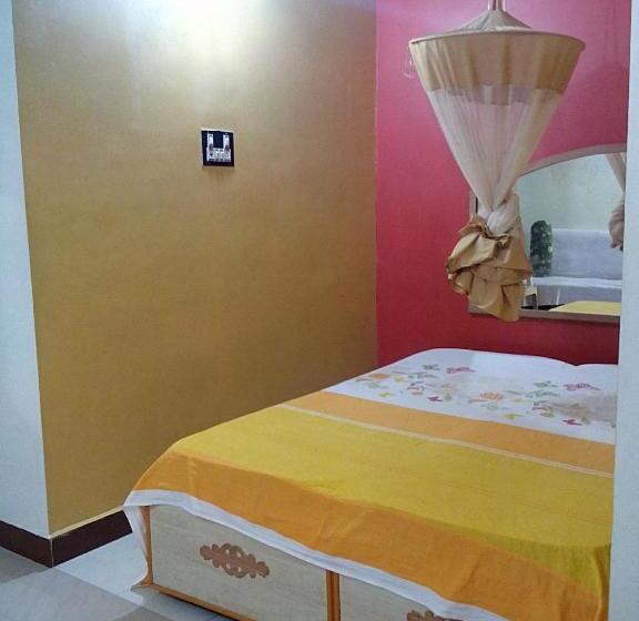 اتاق استاندارد سه نفره, Riverside Homestay
