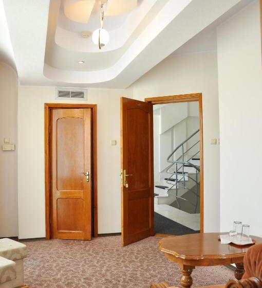 سوییت, Vila Classic