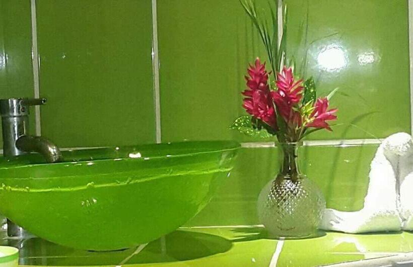 اتاق استاندارد, Hostal Cecilia