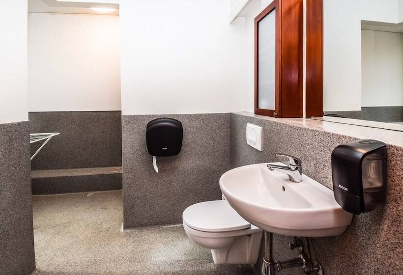 اتاق استاندارد یک تخته با سرویس بهداشتی مشترک, Guesthouse Andrea